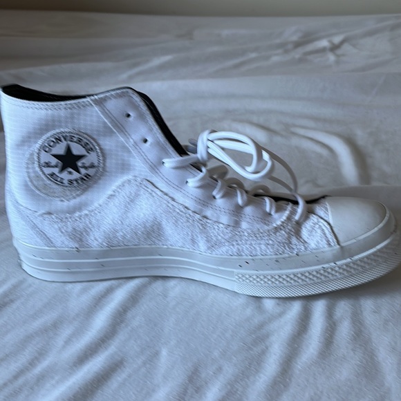 Converse Chuck Taylor Hi-Cut All White Size US 11 Men US 13 Women - Picture 7 of 8
